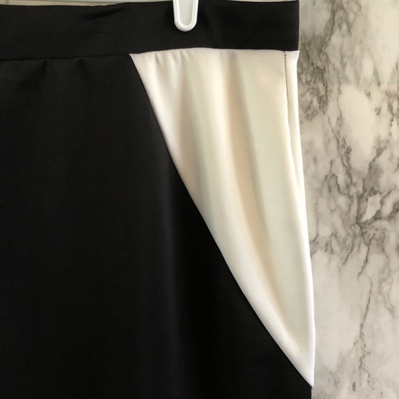 Ashley Stewart - Picture 6 of 6